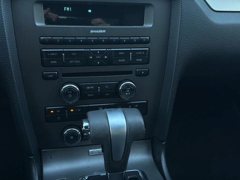 Used 2012 Ford Mustang Premium RWD image 37