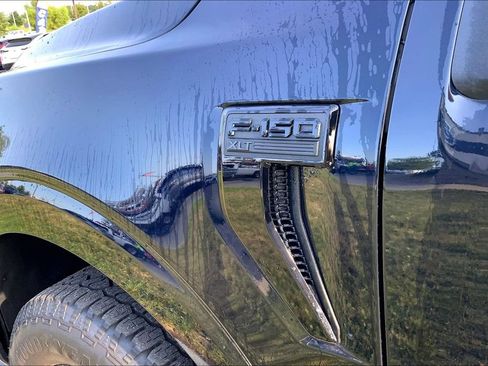 Used 2025 Ford F150 XLT w/ Equipment Group 302A MID AWD/4WD image 4