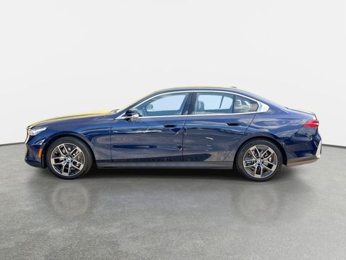 Used 2026 BMW 530i xDrive AWD/4WD image 6