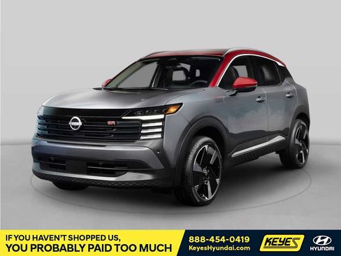 Used 2025 Nissan Kicks SV FWD image 1