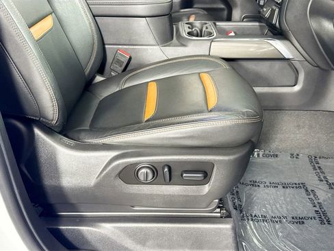 Used 2021 GMC Sierra 1500 AT4 w/ Driver Alert Package II AWD/4WD image 33