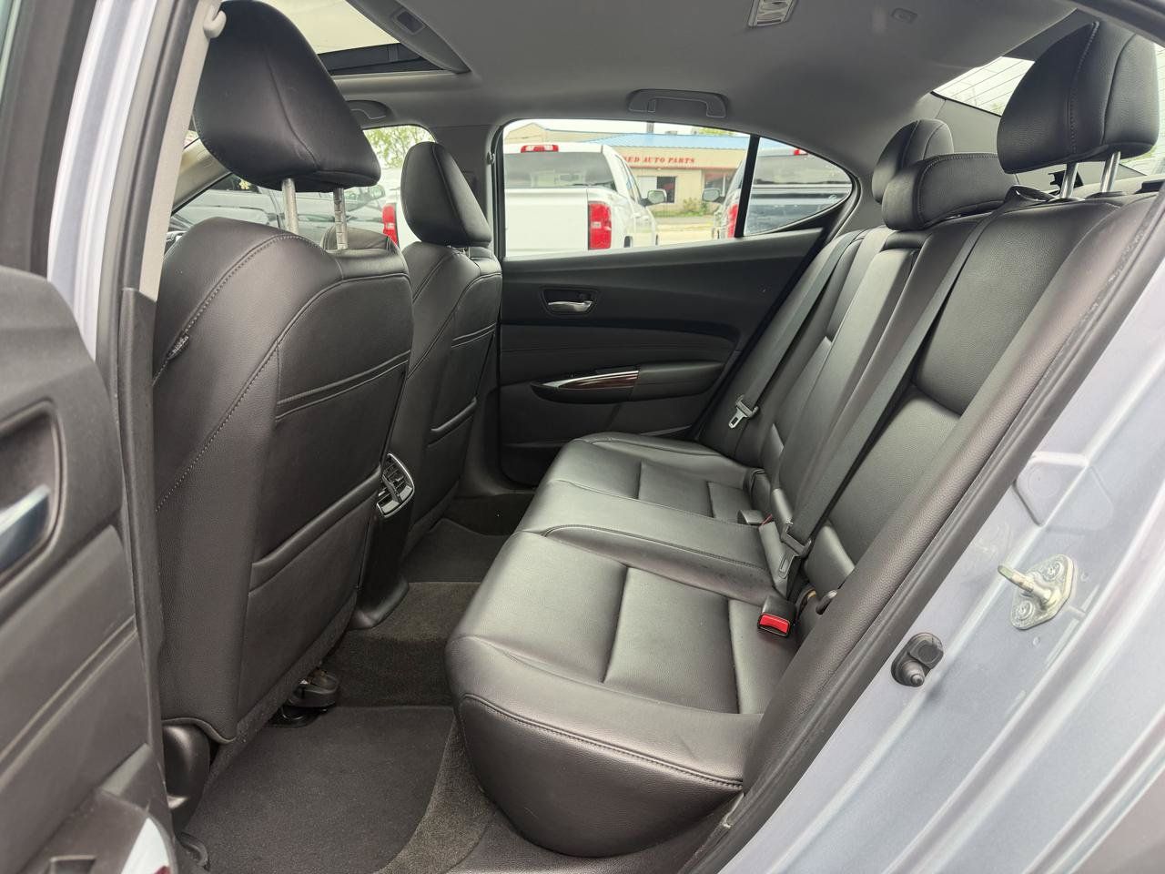 Used 2015 Acura TLX FWD image 11