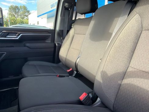 Used 2025 Chevrolet Silverado 2500 LT w/ Convenience Package AWD/4WD image 19