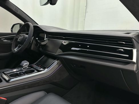 Used 2022 Audi RS Q8 AWD/4WD image 17