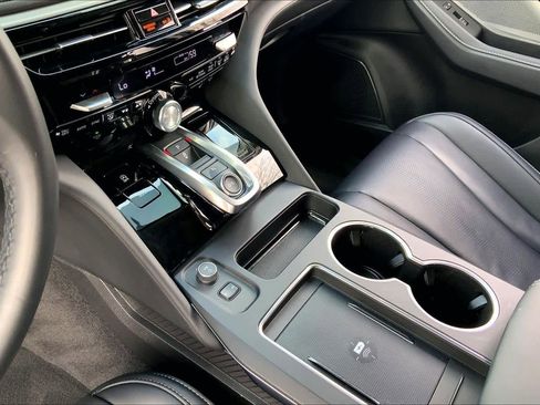 Used 2025 Acura MDX FWD w/ Technology Package image 17