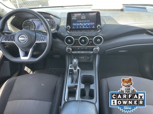 Used 2024 Nissan Sentra SV FWD image 16