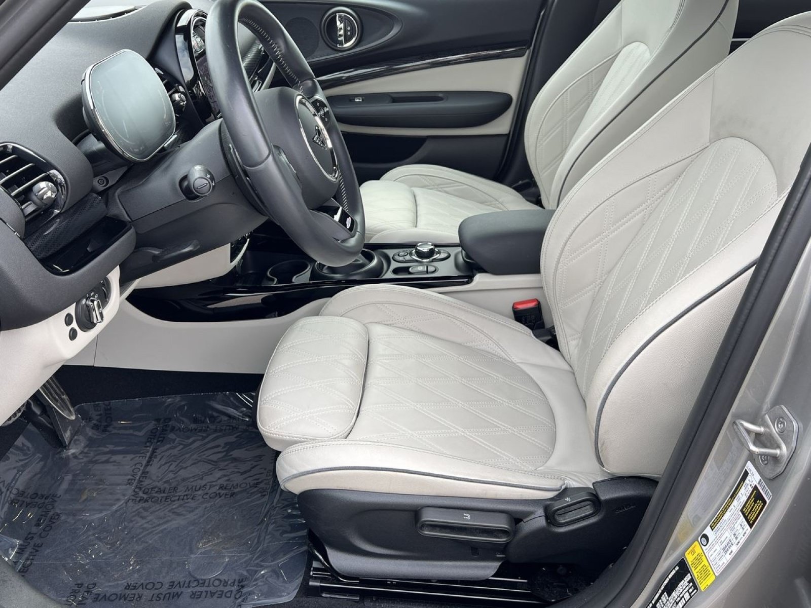 Used 2024 MINI Cooper Clubman John Cooper Works w/ Signature Upholstery Package AWD/4WD image 10