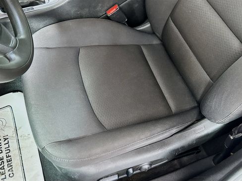 Used 2023 Chevrolet Malibu LT FWD image 18