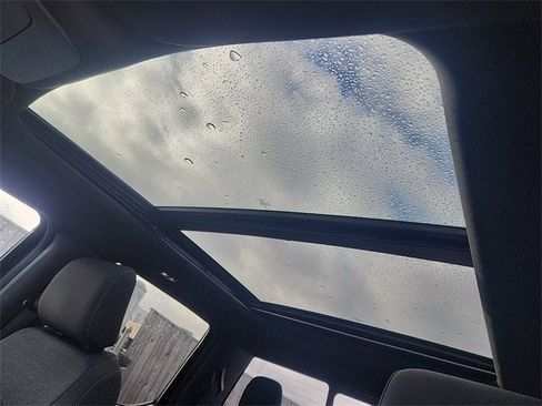 Certified 2022 Ford F150 XLT w/ Equipment Group 302A High image 21