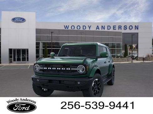 New 2025 Ford Bronco Outer Banks AWD/4WD image 2