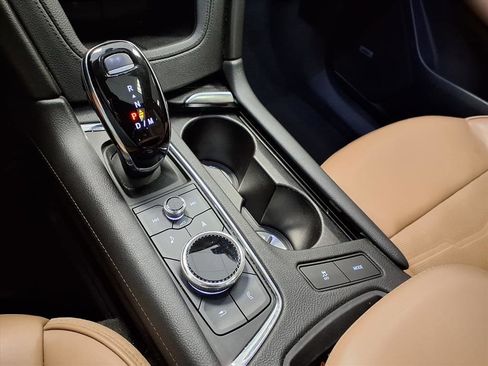 Used 2020 Cadillac XT6 Premium Luxury w/ Platinum Package image 27