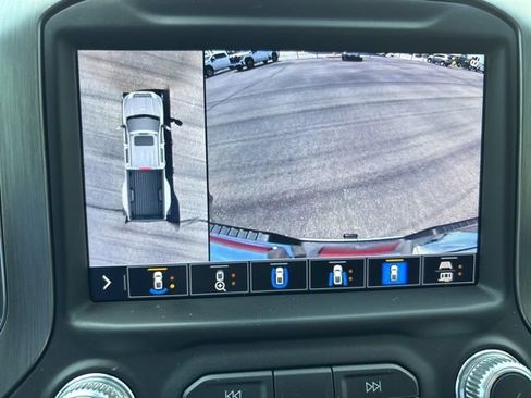 Used 2022 GMC Sierra 3500 Denali w/ Denali Ultimate Package AWD/4WD image 27