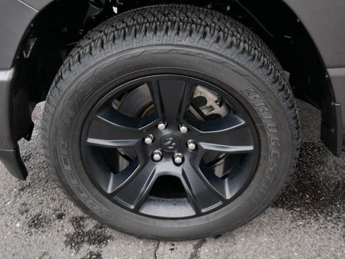 Used 2023 RAM 1500 Big Horn image 15