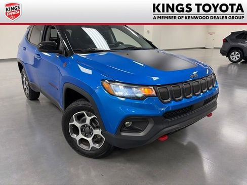 Used 2022 Jeep Compass Trailhawk AWD/4WD image 1