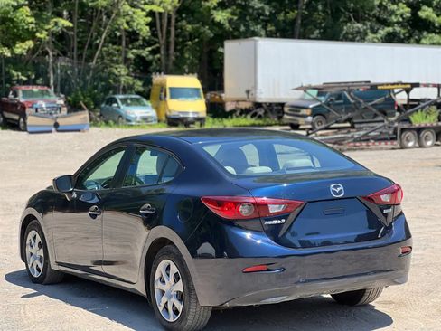Used 2015 MAZDA MAZDA3 i Sport FWD image 4
