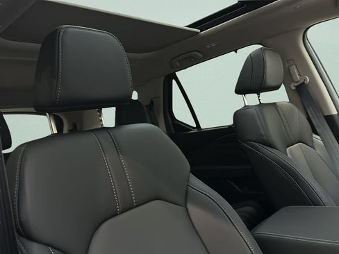 New 2026 Honda Pilot Touring image 24