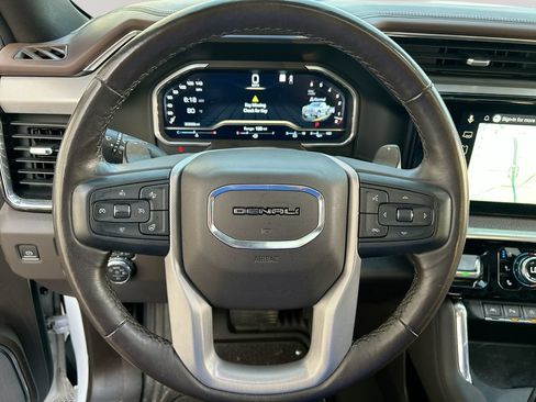 Used 2023 GMC Sierra 1500 Denali w/ Technology Package AWD/4WD image 34
