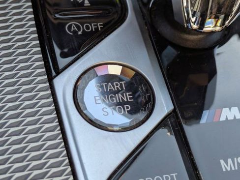 Used 2021 BMW X5 M50i w/ Executive Package image 24