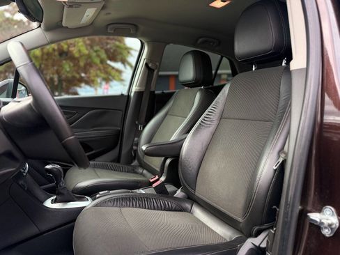 Used 2013 Buick Encore FWD image 11