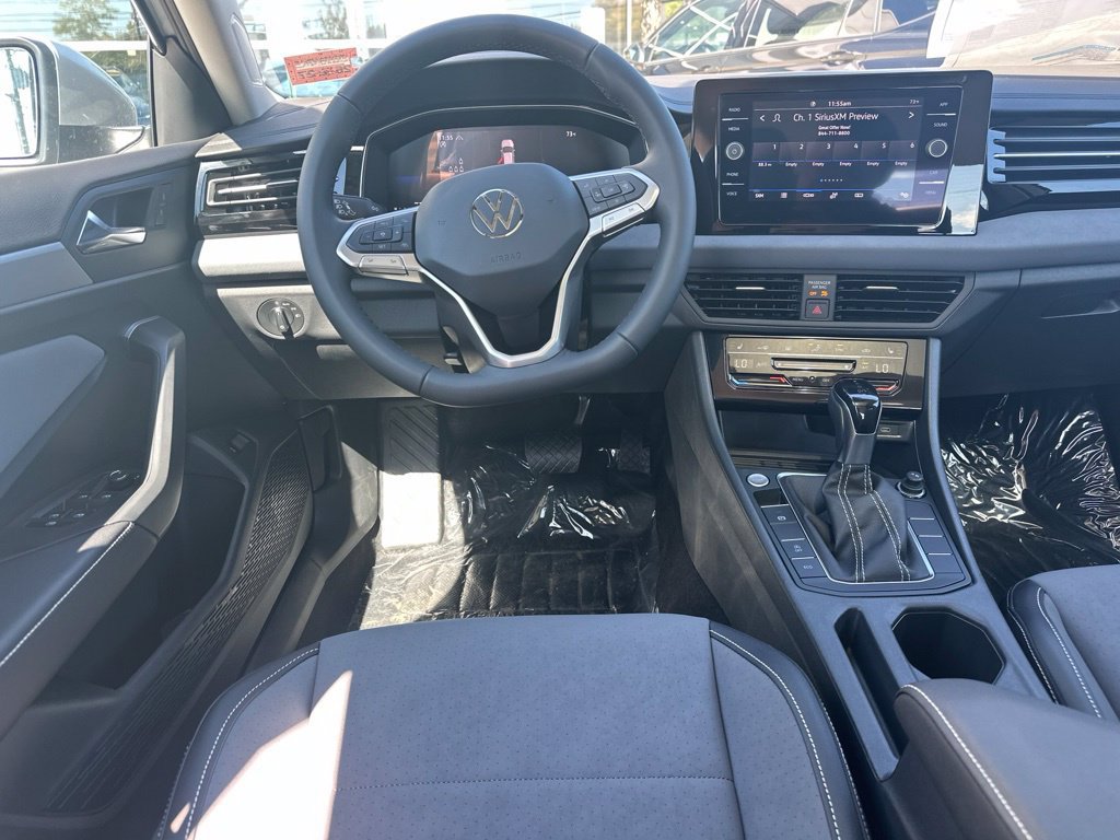 New 2027 Volkswagen Jetta SE FWD image 14