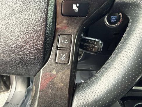 Used 2022 Toyota 4Runner TRD Off-Road Premium image 41