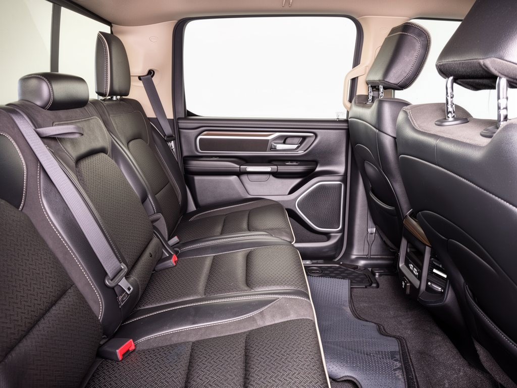 Used 2021 RAM 1500 Laramie RWD image 29
