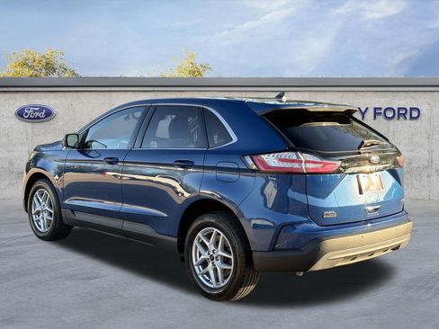 Used 2024 Ford Edge SEL w/ Convenience Package image 7