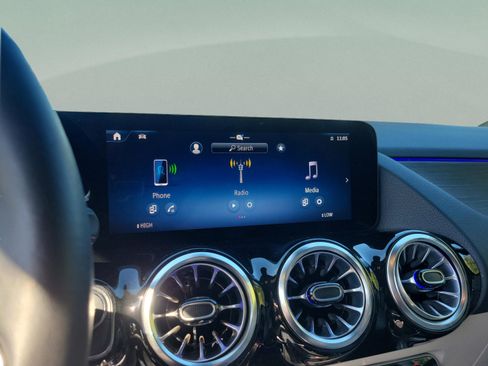 Certified 2026 Mercedes-Benz GLA 250 image 23