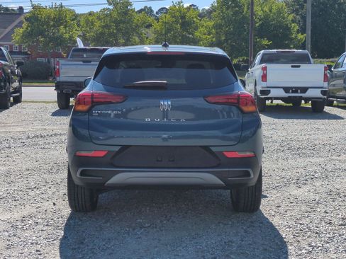 Certified 2024 Buick Encore GX Preferred AWD/4WD image 9