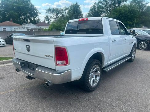 Used 2017 RAM 1500 Laramie w/ Convenience Group AWD/4WD image 5