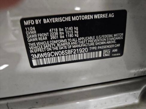 Certified 2025 BMW 330i Sedan w/ Convenience Package image 25