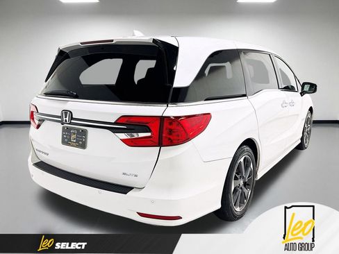 Used 2024 Honda Odyssey Elite image 7