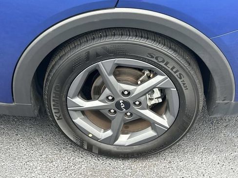 Used 2025 Kia K4 LXS image 11