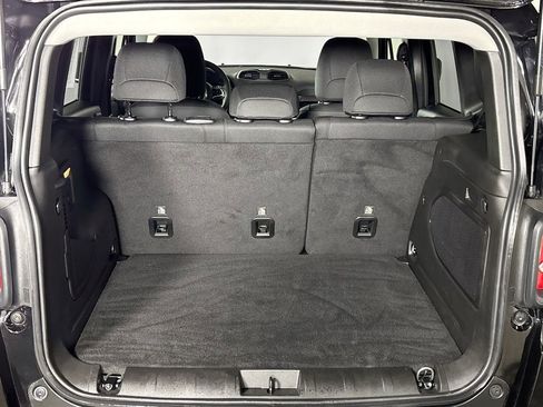 Used 2023 Jeep Renegade Latitude w/ Sun/Sound Group image 22