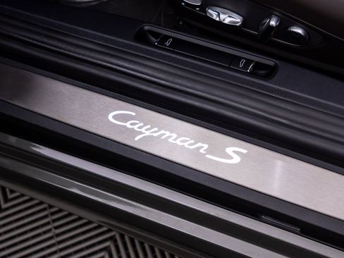 Certified 2025 Porsche 718 Cayman S RWD image 16