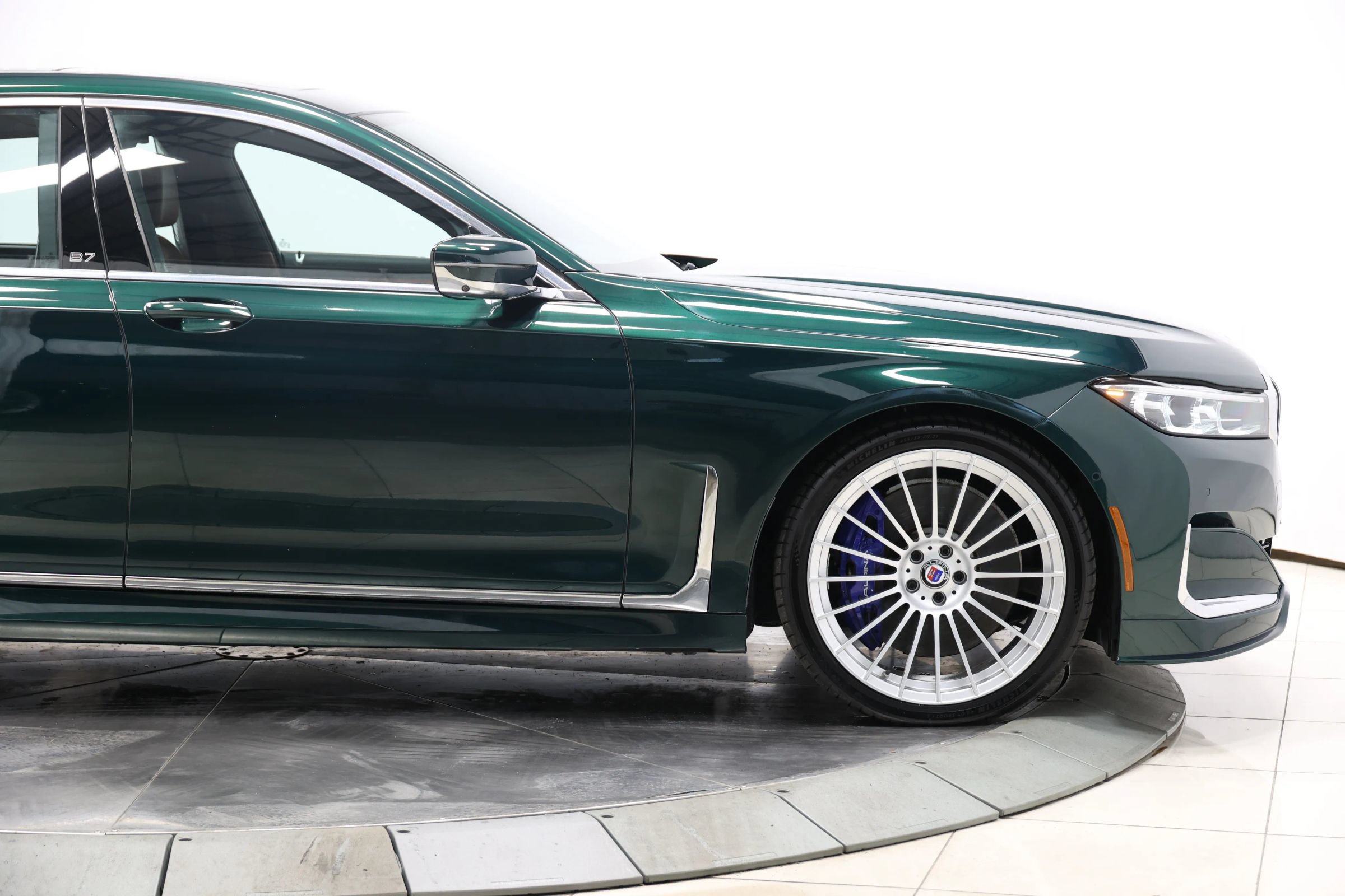 Used 2022 BMW ALPINA B7 xDrive w/ Luxury Rear Seating Package AWD/4WD image 78