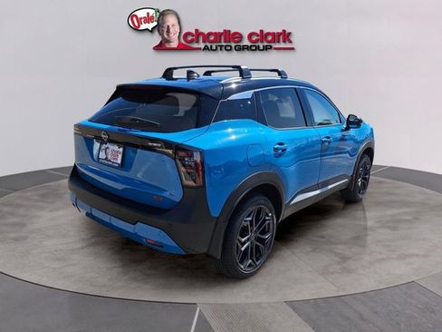 Certified 2026 Nissan Kicks SR FWD image 6