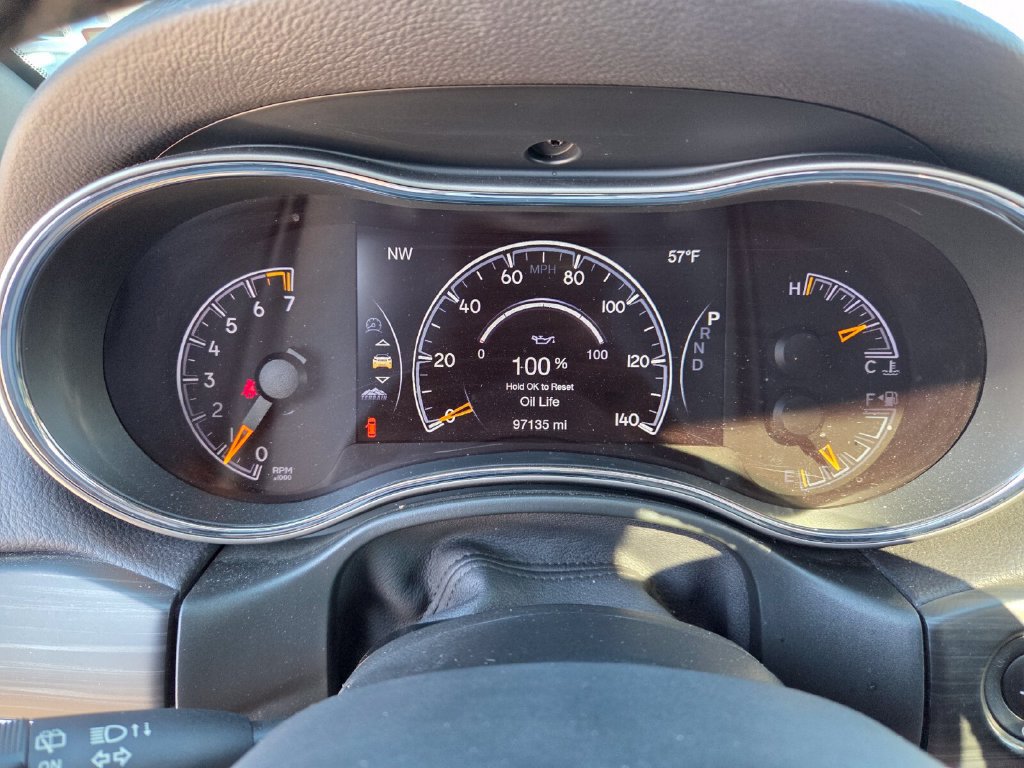 Used 2020 Jeep Grand Cherokee Limited AWD/4WD image 34