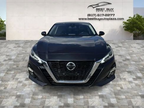 Used 2019 Nissan Altima 2.5 SL FWD image 2