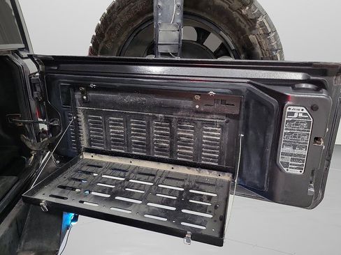 Used 2022 Jeep Wrangler Unlimited Sahara w/ Dual Top Group image 19