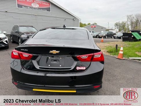 Used 2023 Chevrolet Malibu LS FWD image 4