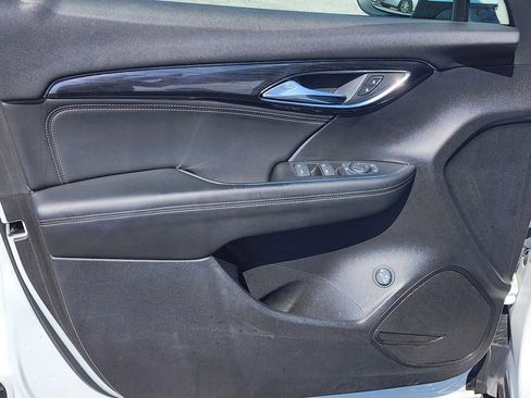 Used 2023 Buick Envision Preferred image 9