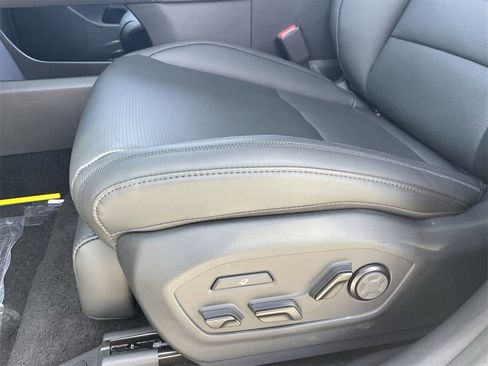 New 2026 Hyundai Santa Fe Calligraphy AWD/4WD image 19