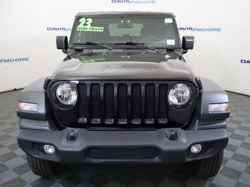 Used 2023 Jeep Wrangler Sport AWD/4WD image 14