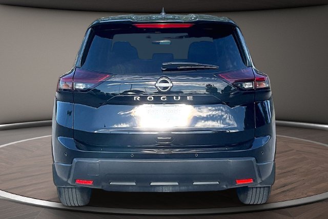 Certified 2026 Nissan Rogue S FWD image 4