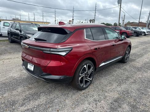 New 2025 Chevrolet Equinox EV LT w/ Convenience Package II image 7