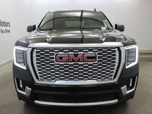 Used 2022 GMC Yukon Denali AWD/4WD image 7