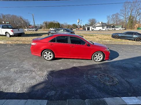 Used 2007 Toyota Camry SE FWD image 4