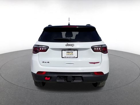 Used 2025 Jeep Compass Trailhawk w/ Trailer Tow Group image 12