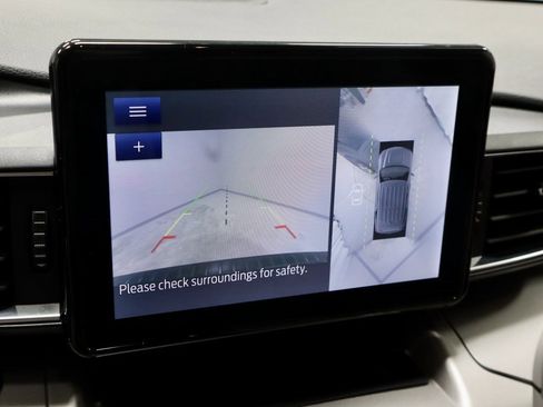 Certified 2022 Ford Explorer XLT w/ Equipment Group 202A image 2